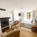 Rural Candela Y Plata