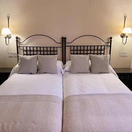 Rural Candela Y Plata 3* Puerto de Béjar