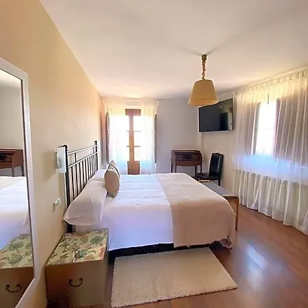 Rural Candela Y Plata 3*