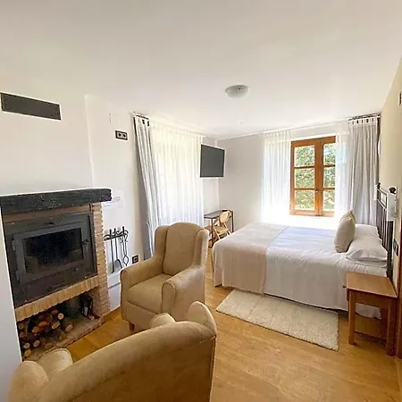 Hotel Rural Candela Y Plata 3*
