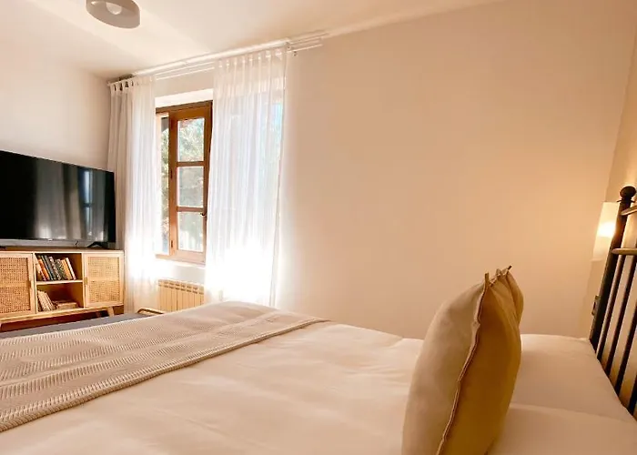 Rural Candela Y Plata