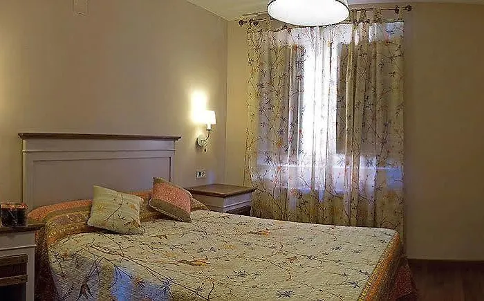 Rural Candela Y Plata 3*